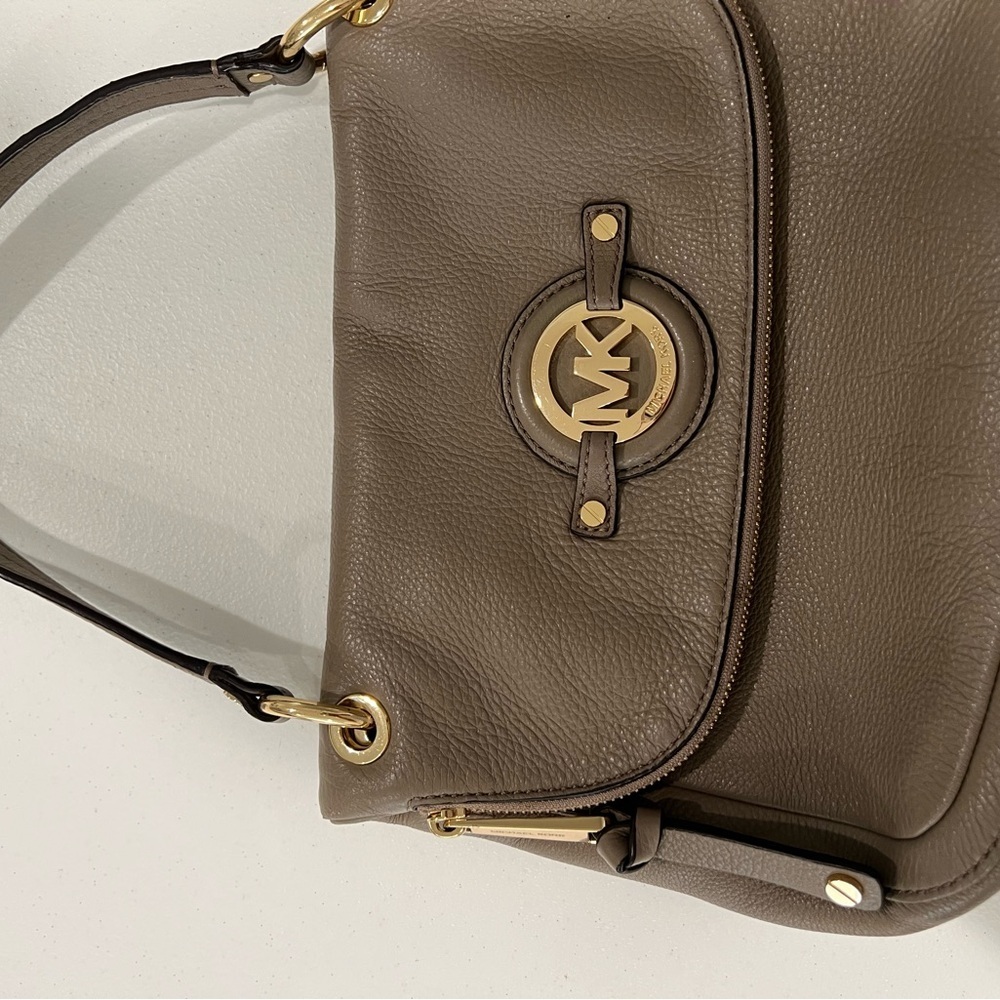 Michael Kors shoulder bag leather fashion unique flap purse rare - Picture 12 of 15